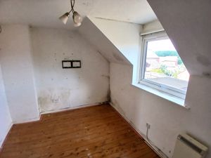 Photo 9- click for photo gallery